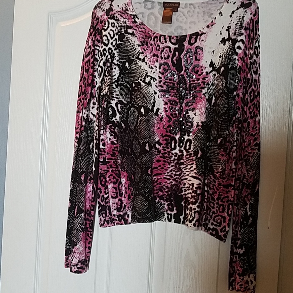 MULTIPLES PINK & BLACK SWEATER W/EMBELLISHMENTS